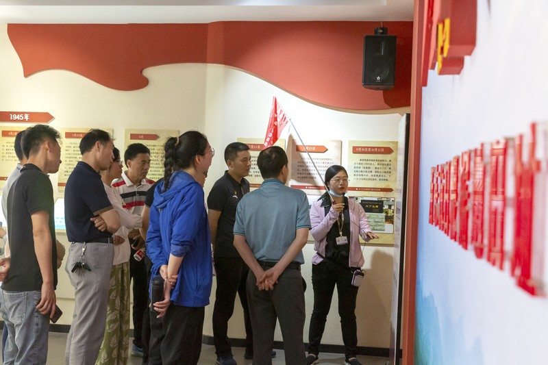 內(nèi)文1.jpg